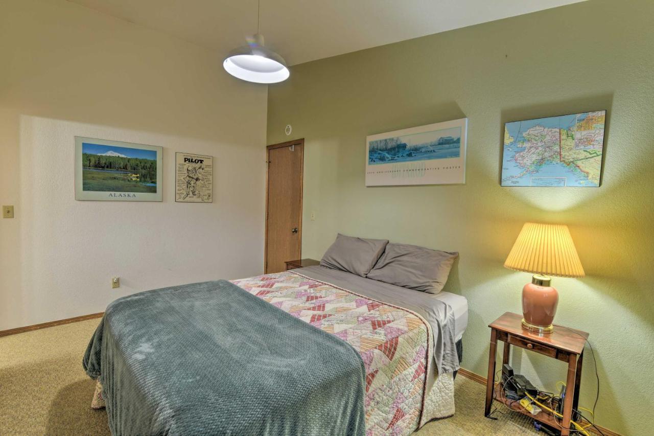 Spacious Family Home With Deck And Million-Dollar View Anchorage Esterno foto