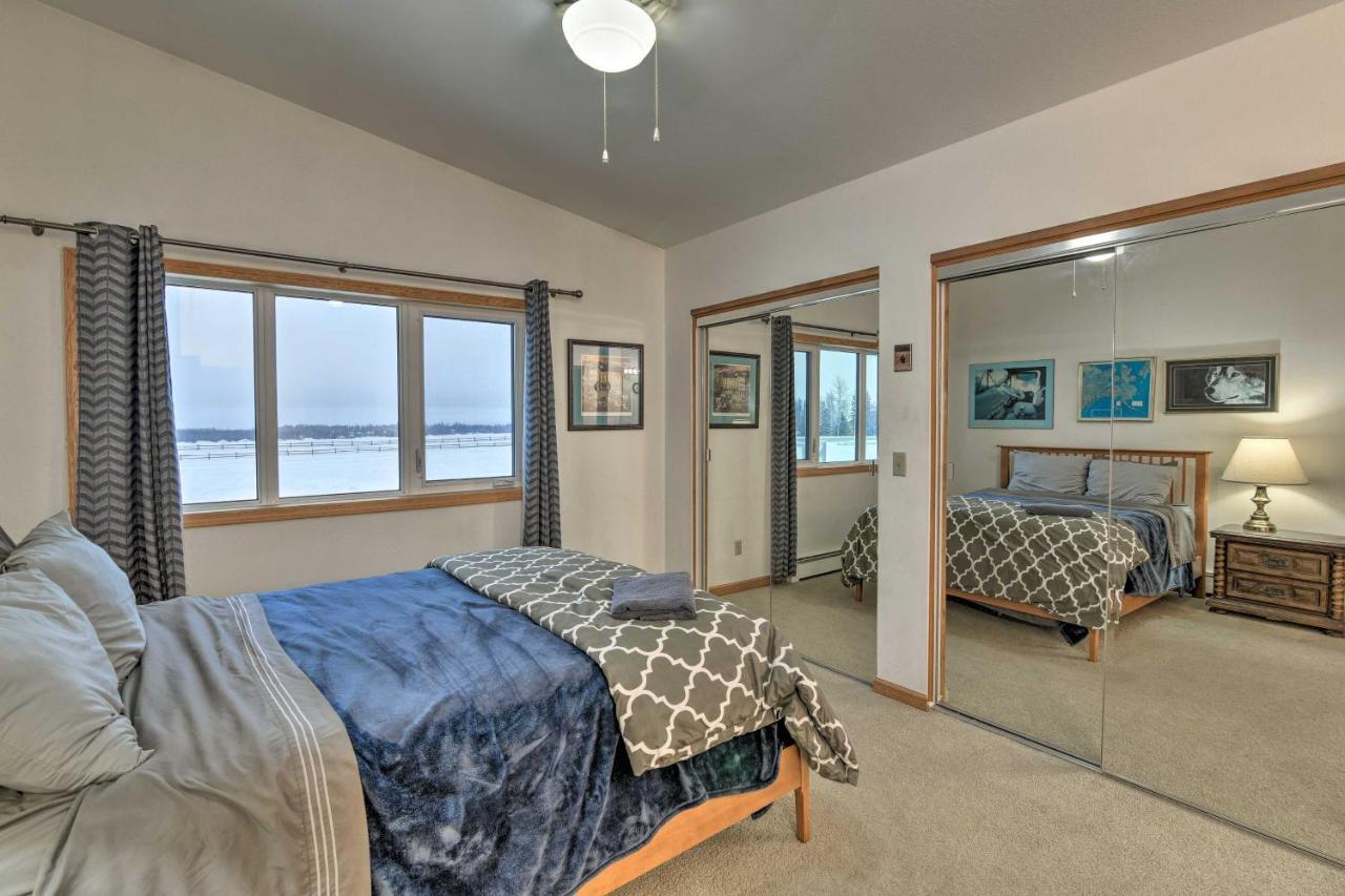 Spacious Family Home With Deck And Million-Dollar View Anchorage Esterno foto