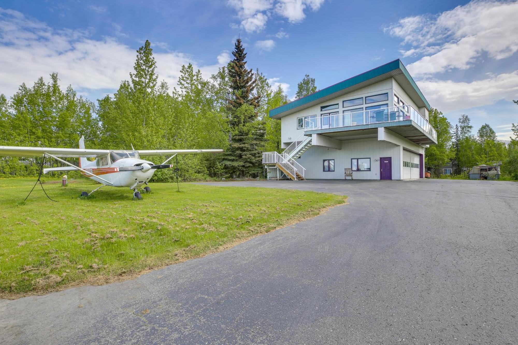 Spacious Family Home With Deck And Million-Dollar View Anchorage Esterno foto